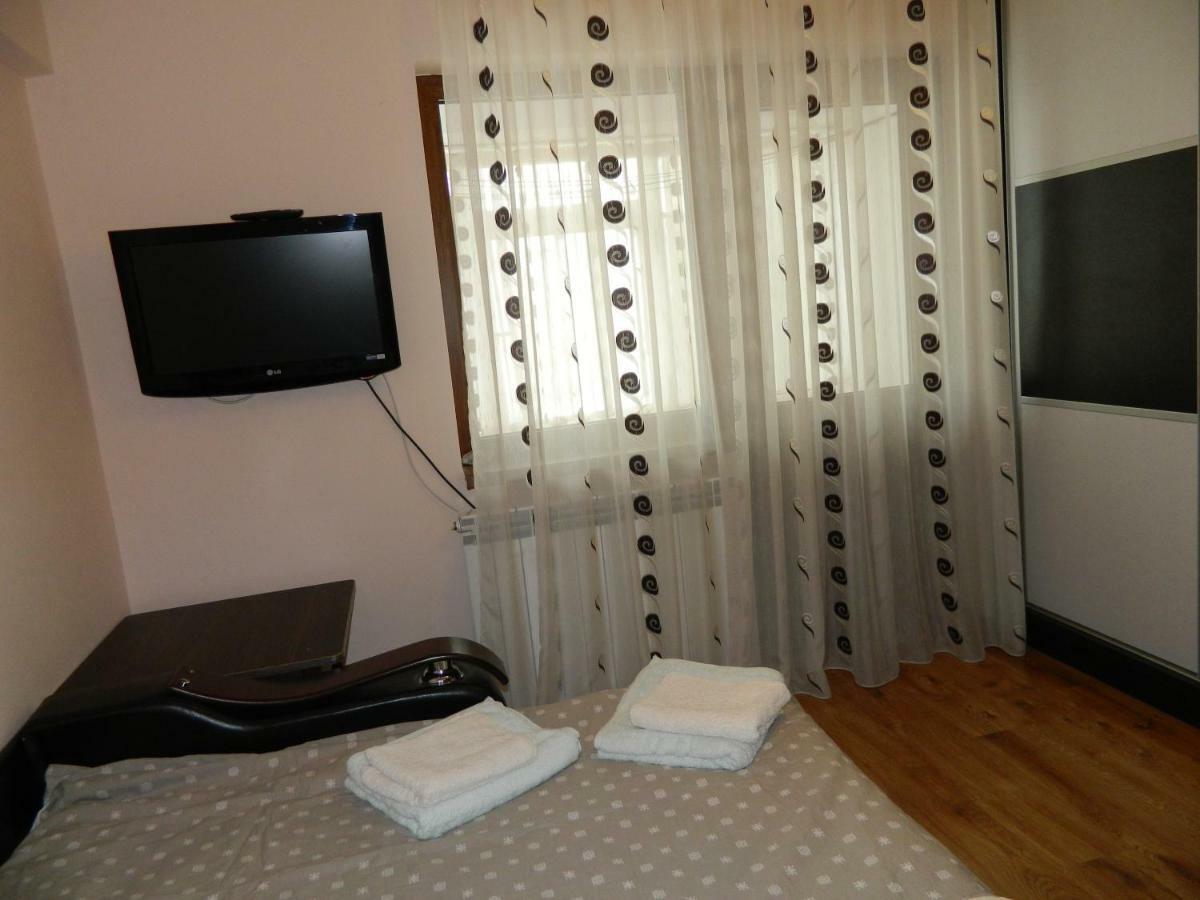 Apartament Antonia Apartment Tirgu Ocna Exterior photo